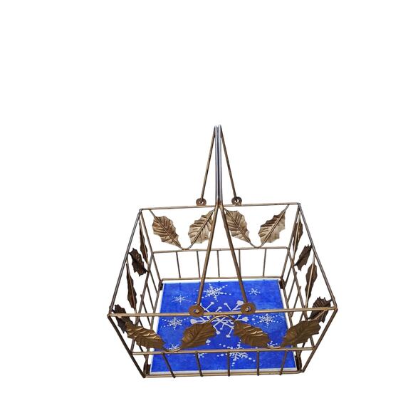 💙❄️Metal Square Basket Gold Holly Leaves & Blue Snowflake Tile Insert - Picture 9 of 12